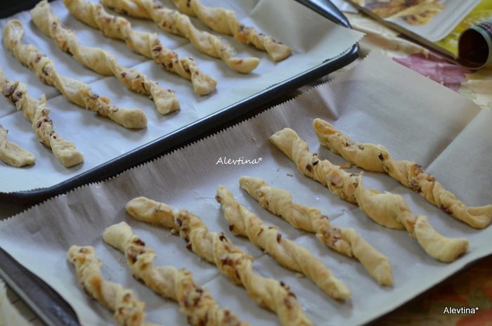 Масляные ореховые палочки