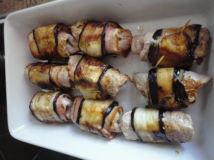 Мясные рулетики по-итальянски