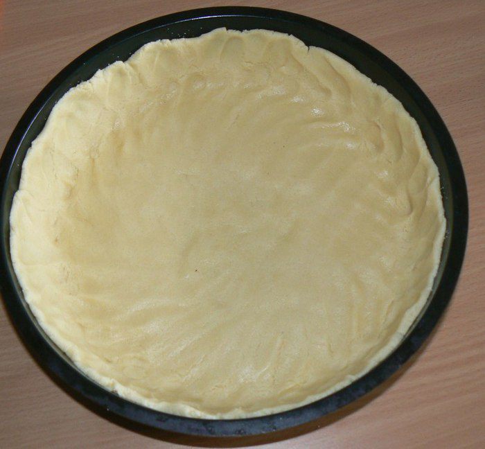Тарт с брусникой и нежным кремом с белым шоколадом