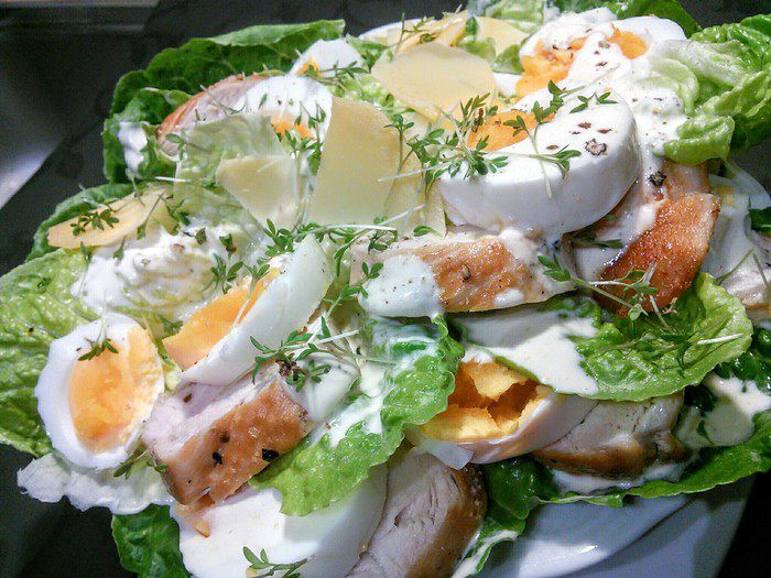 Салат &amp;quot;Цезарь&amp;quot; с курицей 