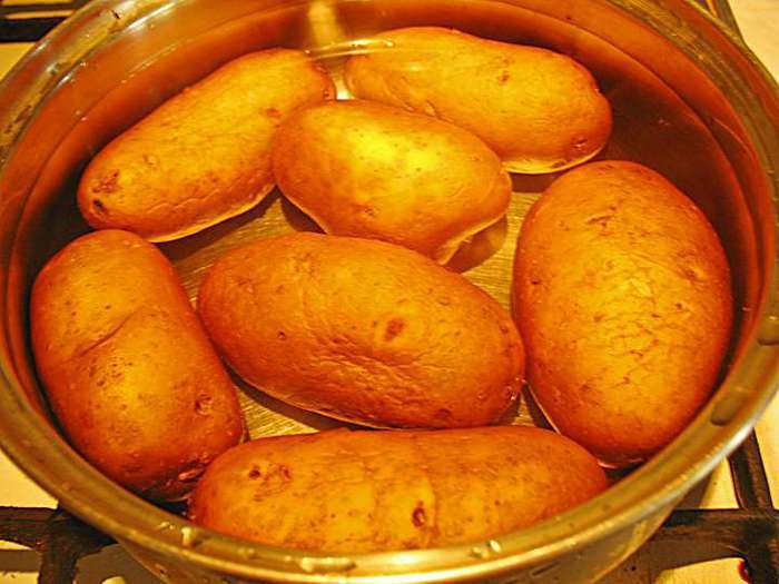 Фаршированный картофель под пармезановой корочкой