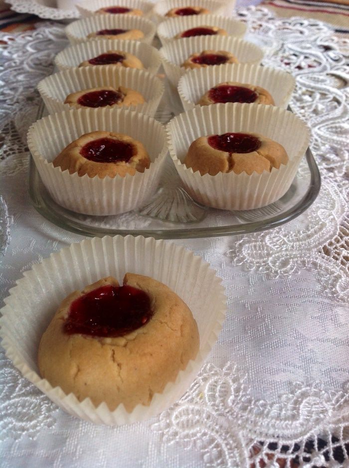 Печенье &amp;quot;Малиновые пещеры&amp;quot; (Hallongrottor)