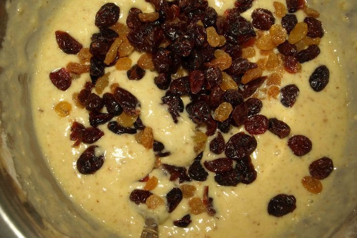 Имбирная коврижка с изюмом и вяленой клюквой