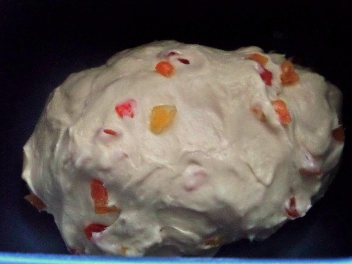 Пасхальная коса с цукатами