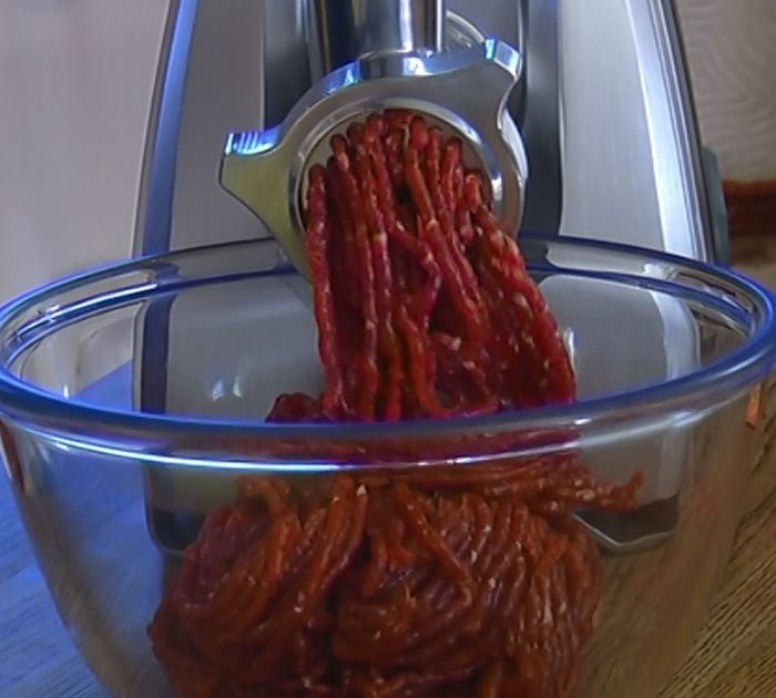 Фаршированные макароны под соусом бешамель 