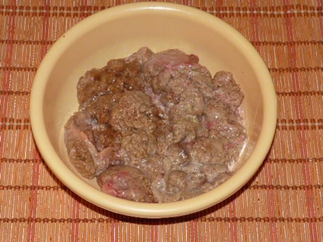 Двухслойный икорный пирог с рисом