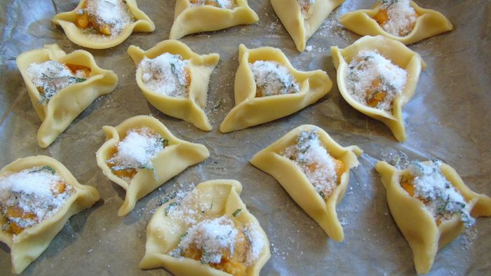 Галеты с абрикосами и тимьяном