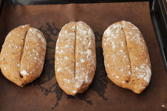 Хлебцы с цельнозерновой мукой и солодом