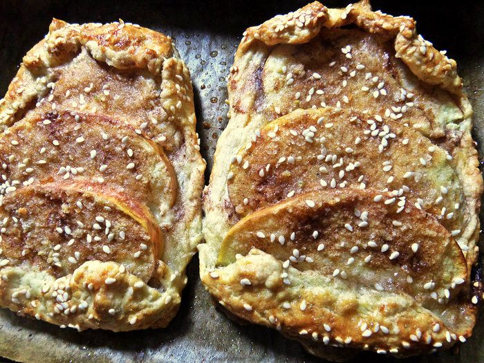 Слойки с картошкой и лососем