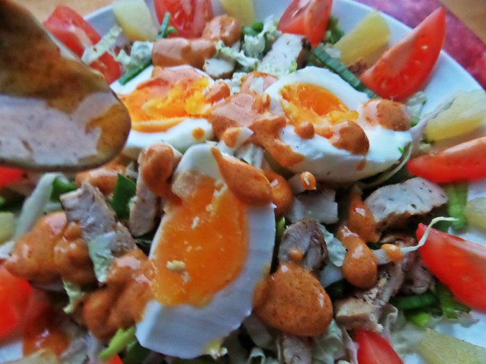 Салат с курицей и пекинской капустой