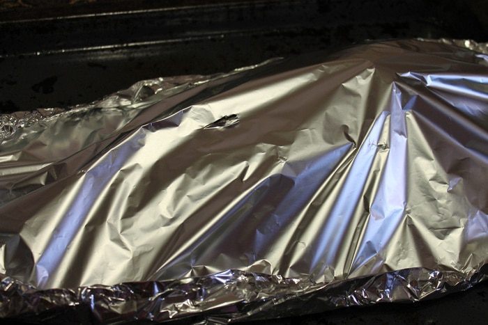 Запеченный карп с капустой и икрой