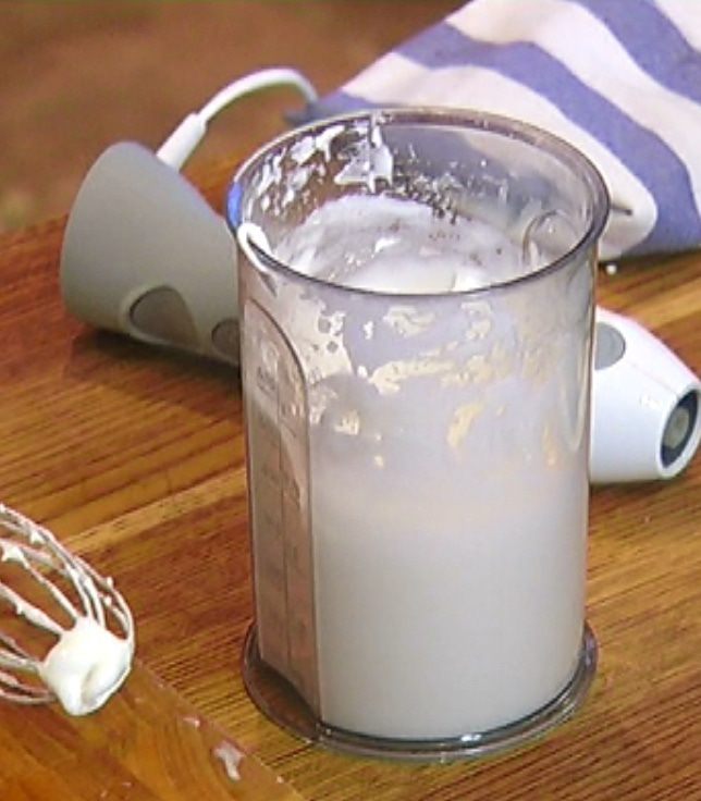 Шоколадный десерт с мятой