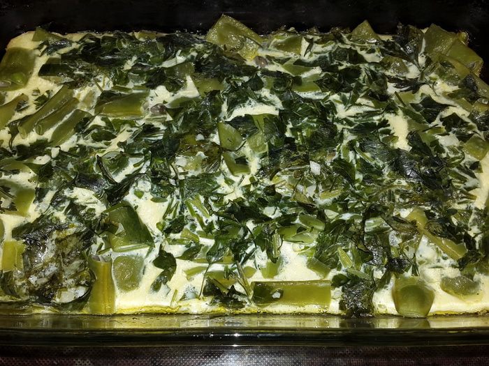 Стручковая фасоль, запеченная в сливочном омлете