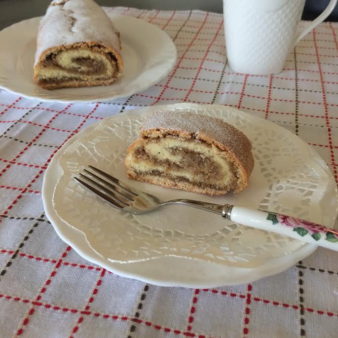 Ореховый рулет