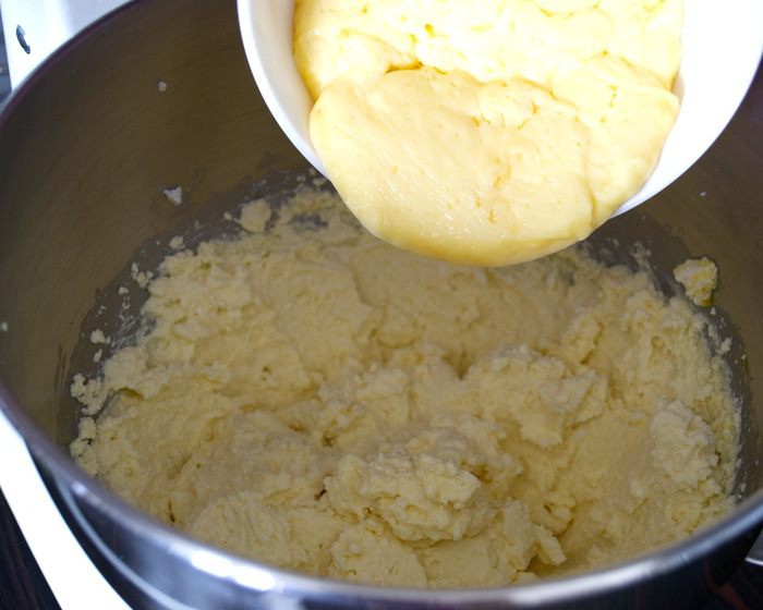 Чизкейк на рикотте с заварным кремом