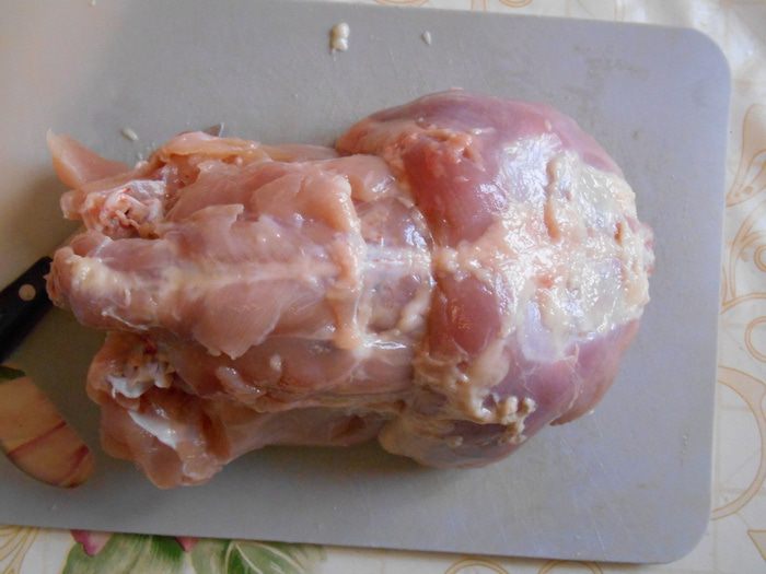 Запеченная блинная курочка с двумя начинками