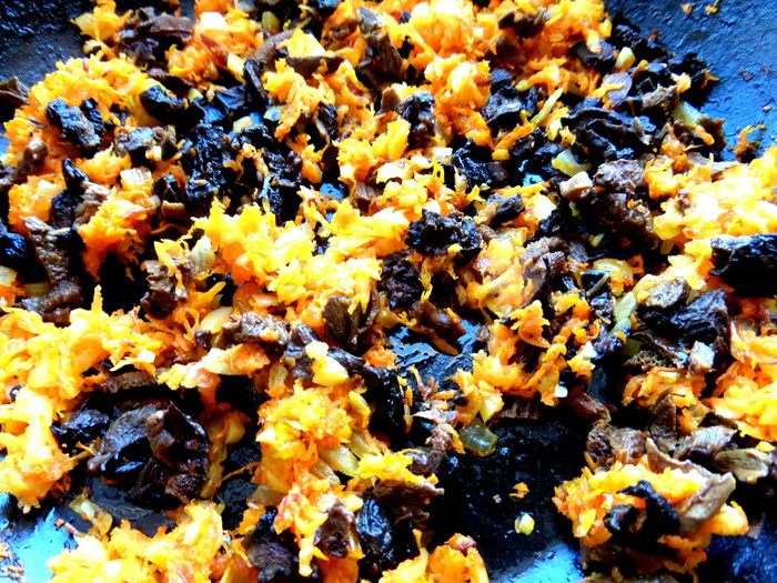 Грибы с картошкой в корзиночках из лаваша (постные)