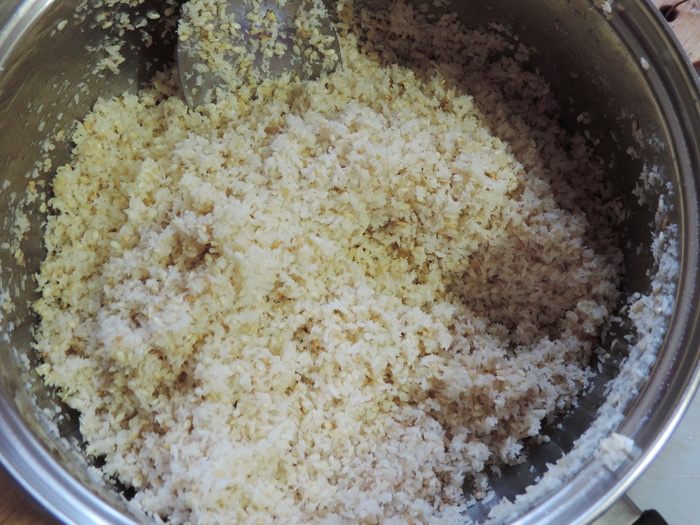 Кокосово-кунжутные конфеты