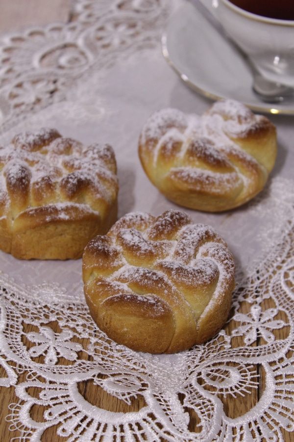 Булочки сдобные кружевные