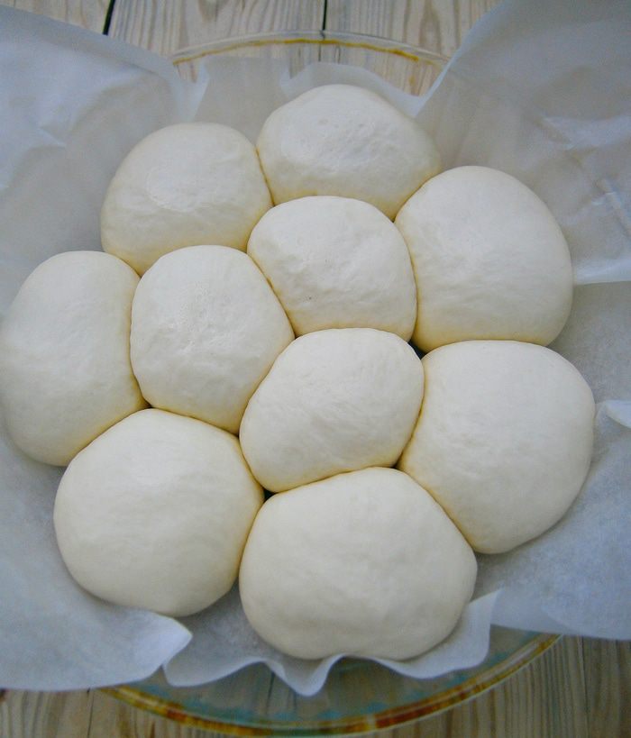 Булочки с пряным сливочным маслом