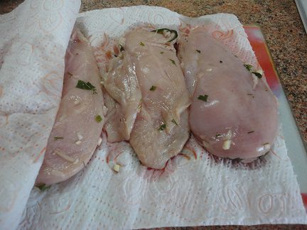 Ароматная курочка в вине