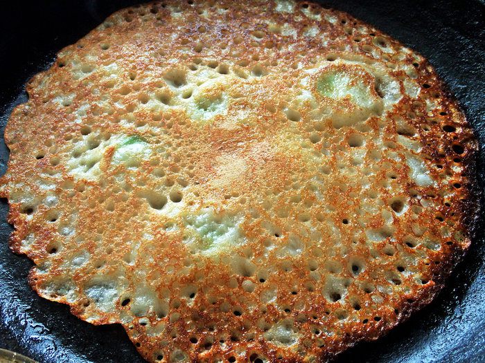 Блины с луковым припеком