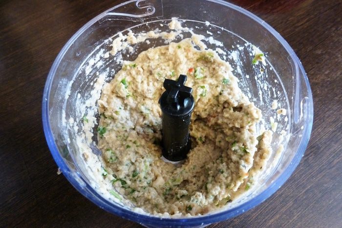 Паштет из нута с вешенками и грецкими орехами