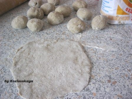 Карельские пирожки с картофелем и рыбой