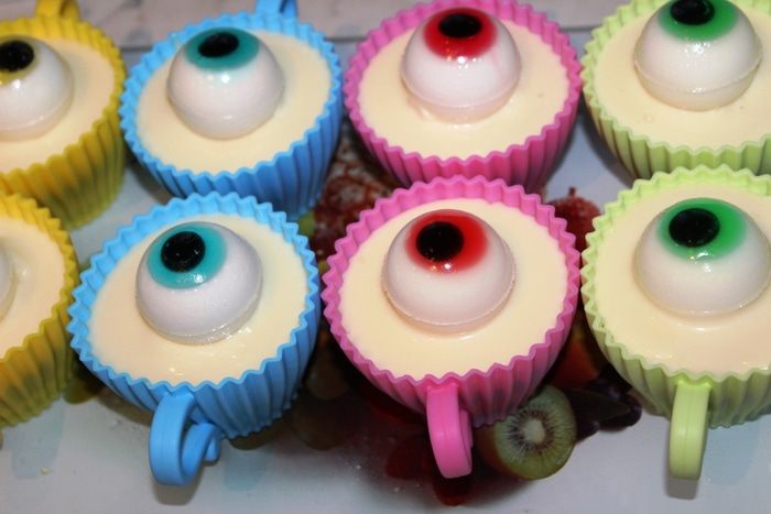 Смешной десерт &amp;quot;Живые глаза&amp;quot;