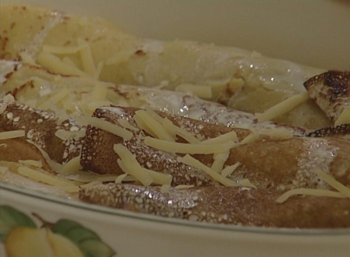 Блины с грибами и голубым сыром 