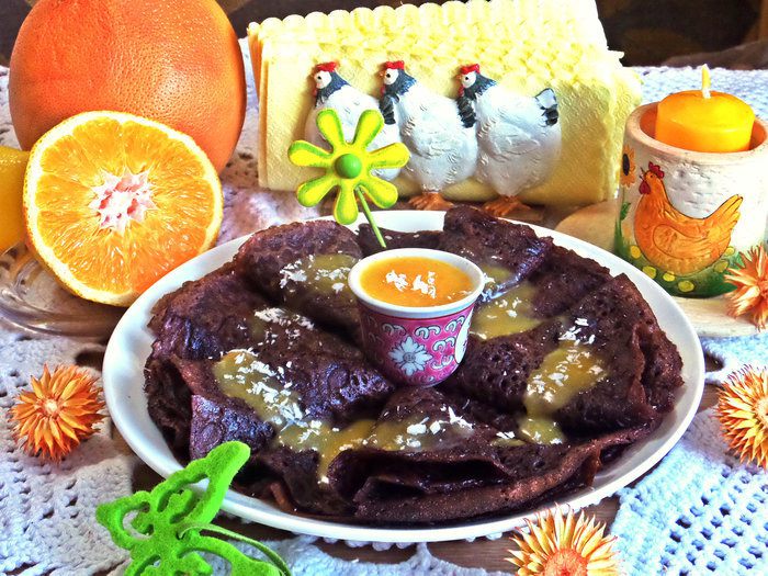 Шоколадные блины с лимонным курдом