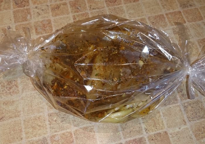 Свиная рулька и запеченный картофель