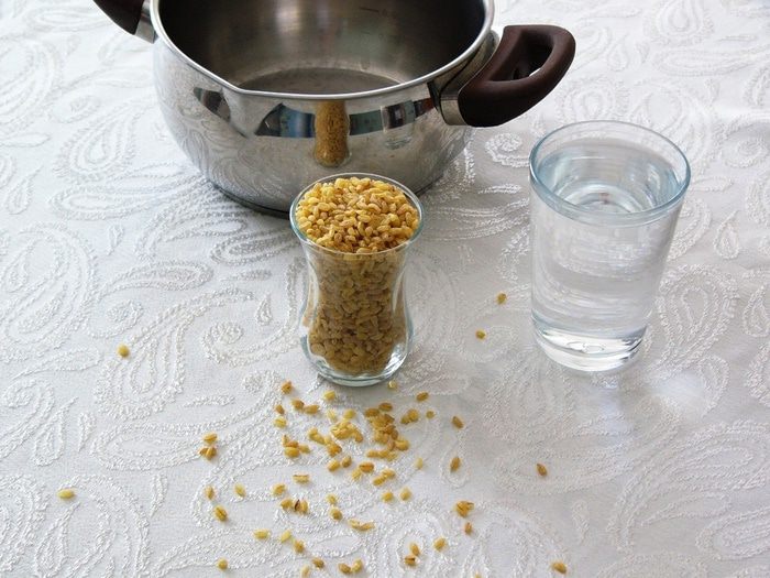 Сютляч из булгура (Bulgurlu sütlaç)