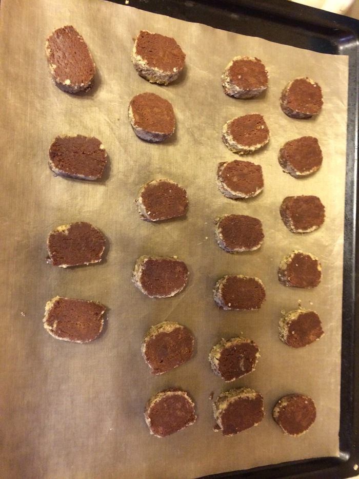 Шоколадно-лимонное печенье в ореховой панировке 