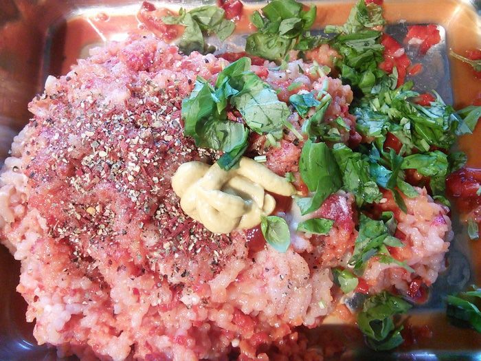 Паккери (Paccheri), фаршированные под соусом бешамель со шпинатом 