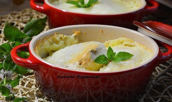 Сырники, запеченные в сметане