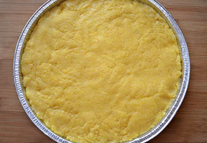 Пирог из поленты с овощами