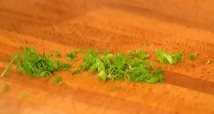 Дорада, запеченная с овощами и розмарином 