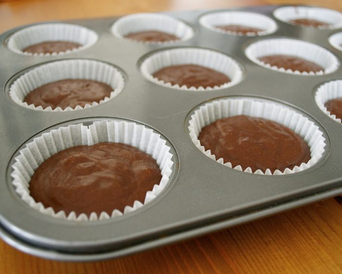 Шоколадные капкейки со вкусом чая Эрл Грей и соленой карамелью