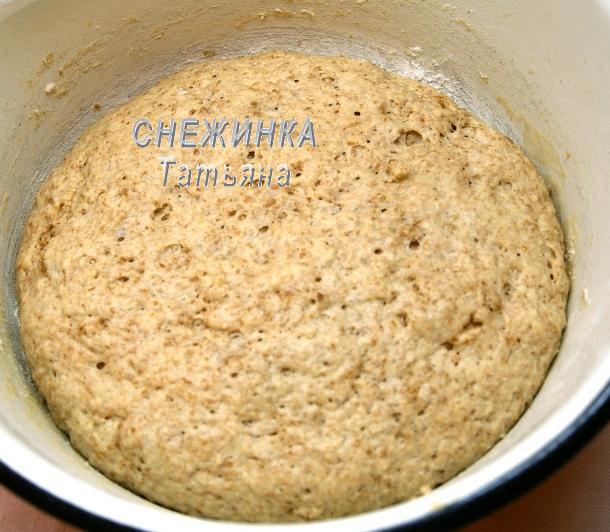 Ароматный хлебец на кефире с грецкими орехами