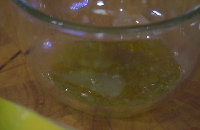 Салат из свежих овощей с мятой