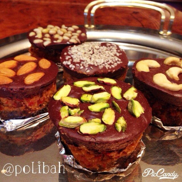 Сыроедные пирожные &amp;quot;Маскарад&amp;quot; 