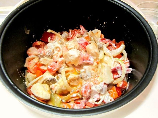 Курица с овощами по-домашнему