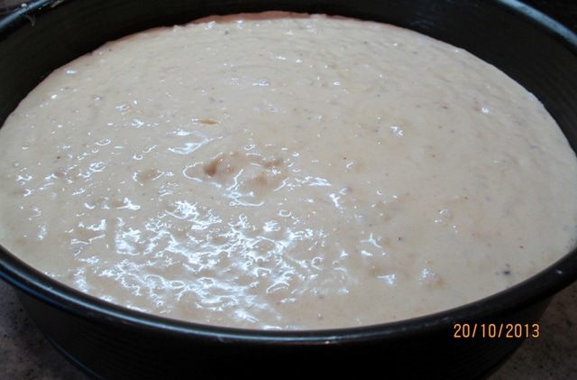 Ореховый пирог с кремом из облепихи