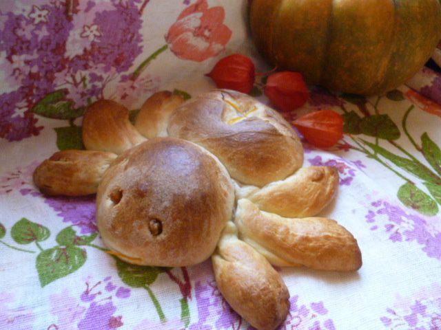 Булочка &amp;quot;Паучок&amp;quot;