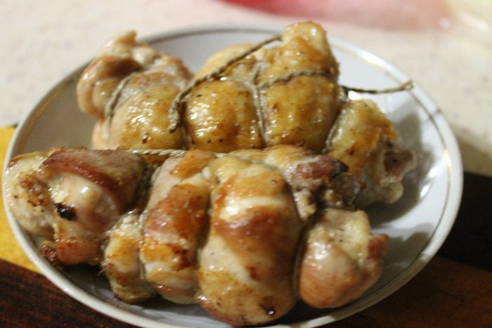 Куриный рулет в слоеном тесте