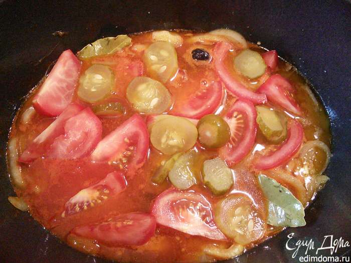 Курица, тушеная с помидорами по-средиземноморски 