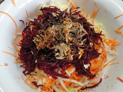 Корейский салат с орехами