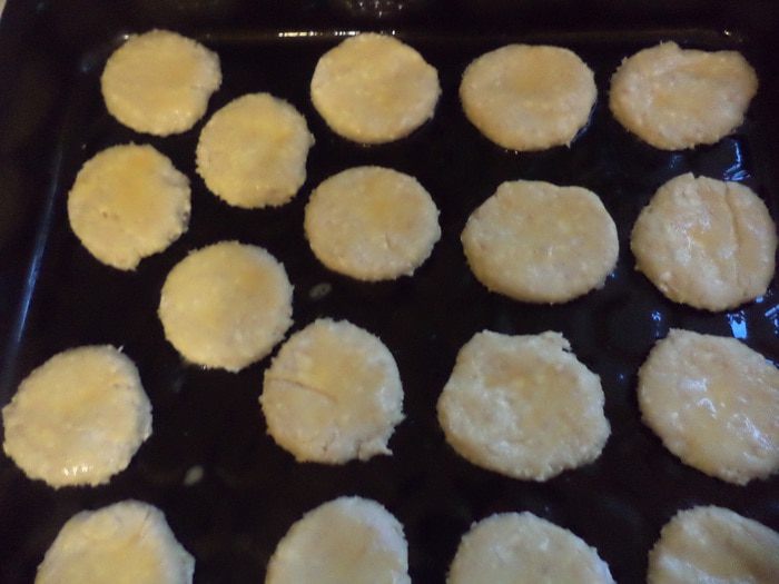 Миндальное печенье с лимонными дольками