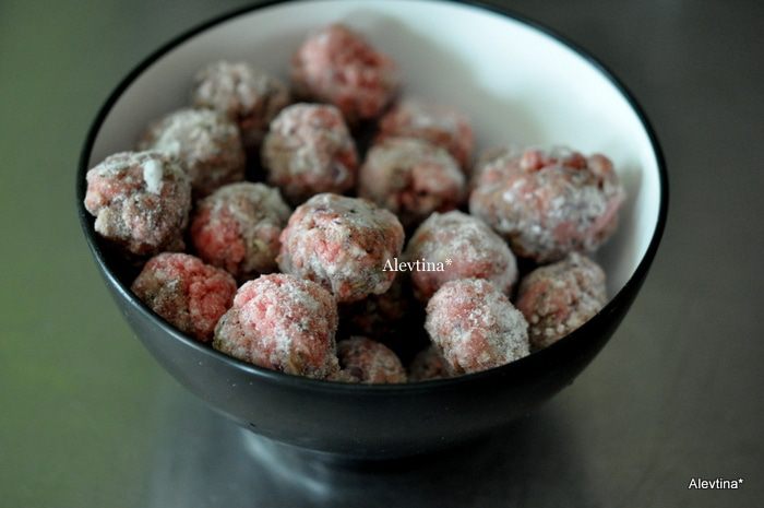  Cуп с фрикадельками из говядины  